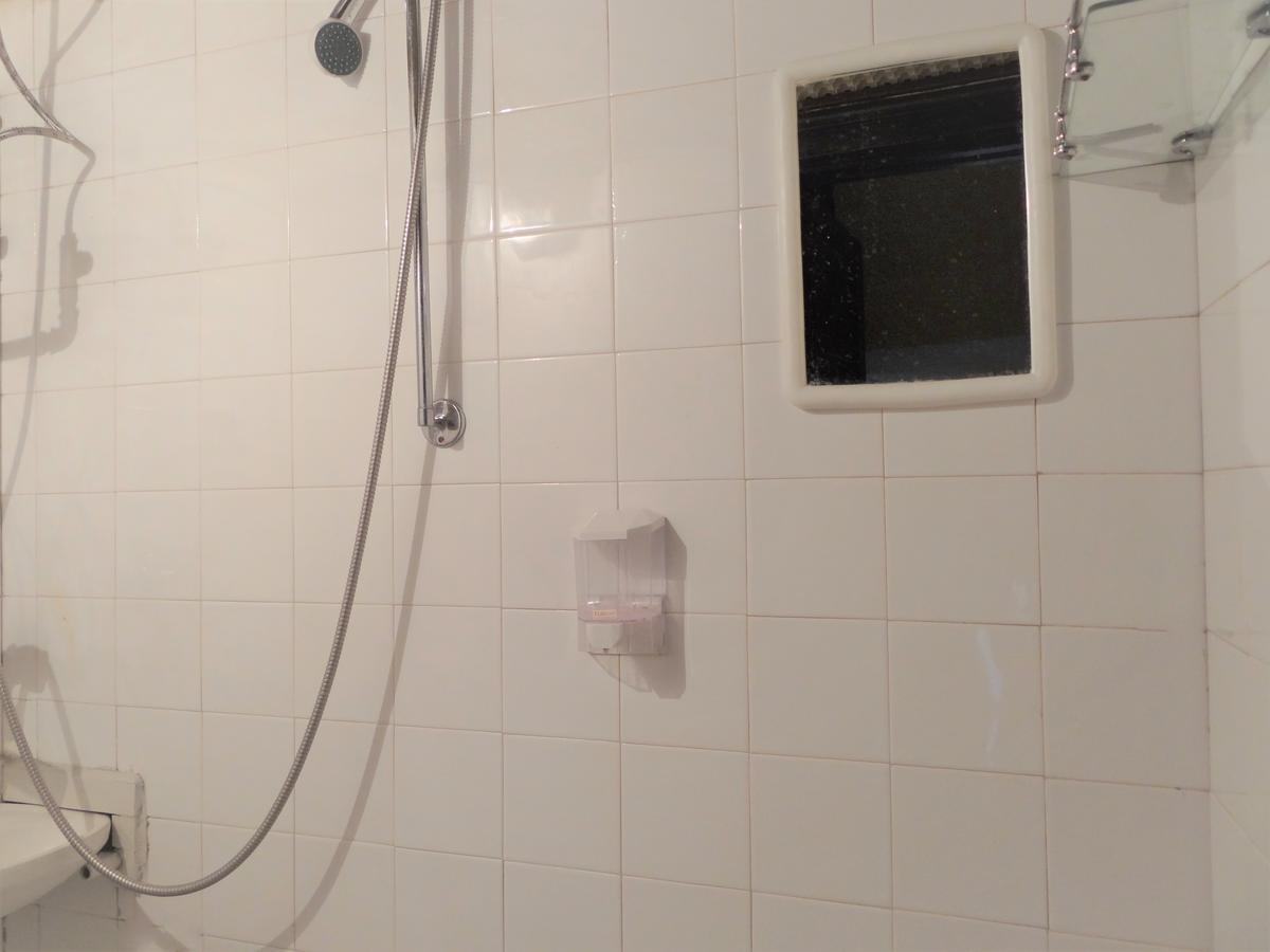 Hostel Compass Burgas Extérieur photo
